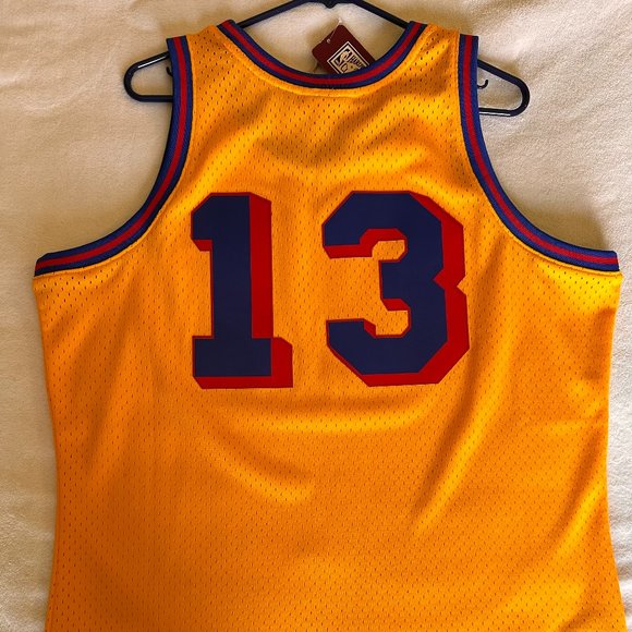 Warriors Wilt Chamberlain Jersey (Mitchell&Ness) - Picture 3 of 4